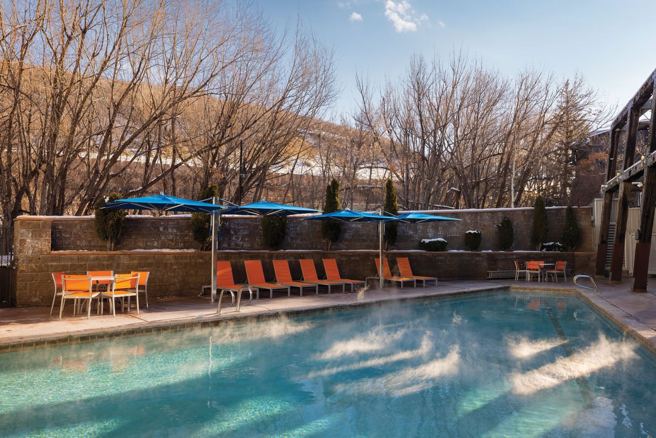 mv-slcvi-outdoor-pool-patio16909-11406_Classic-Hor